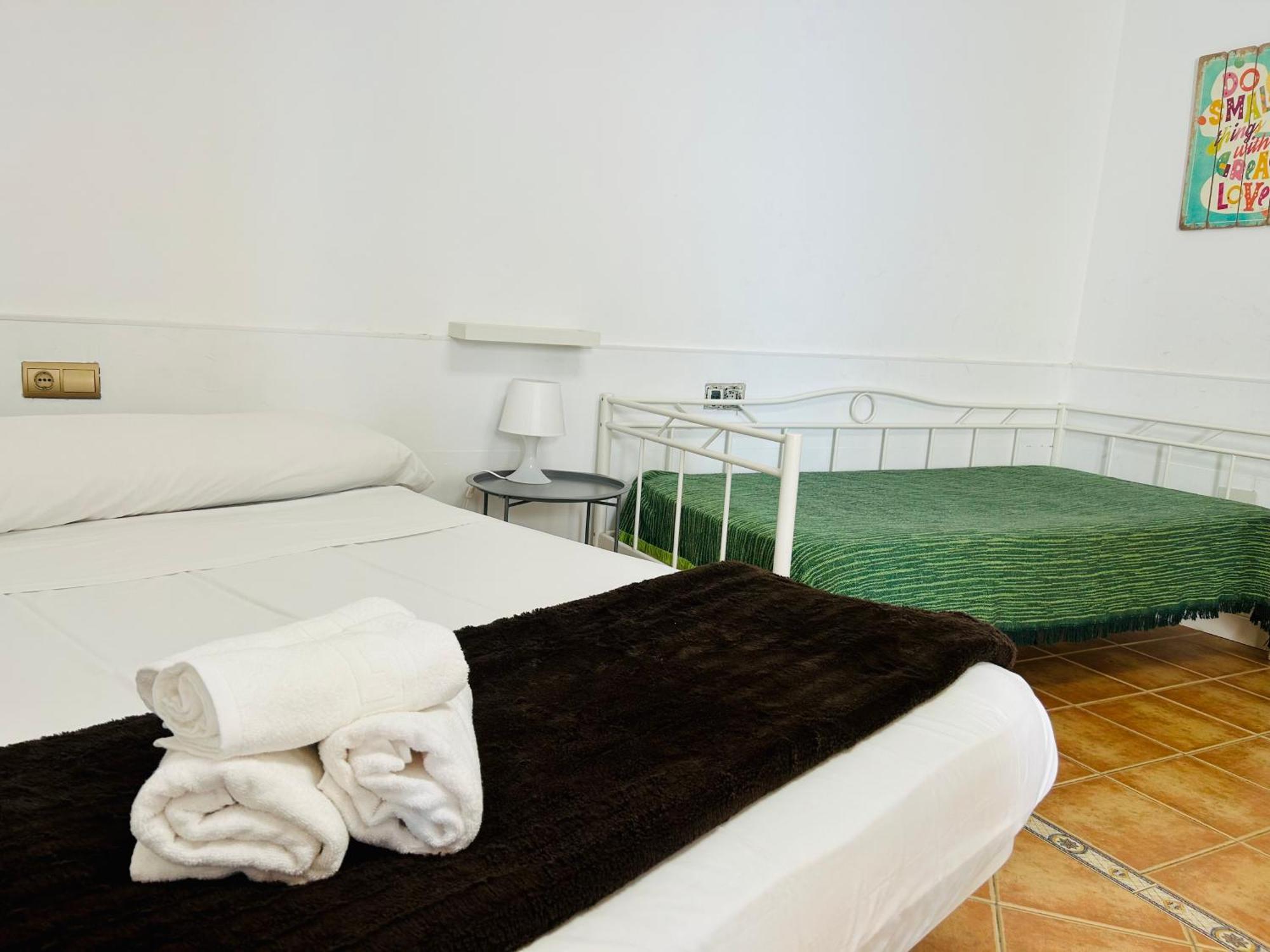 Altamalaga Apts Apartment ภายนอก รูปภาพ
