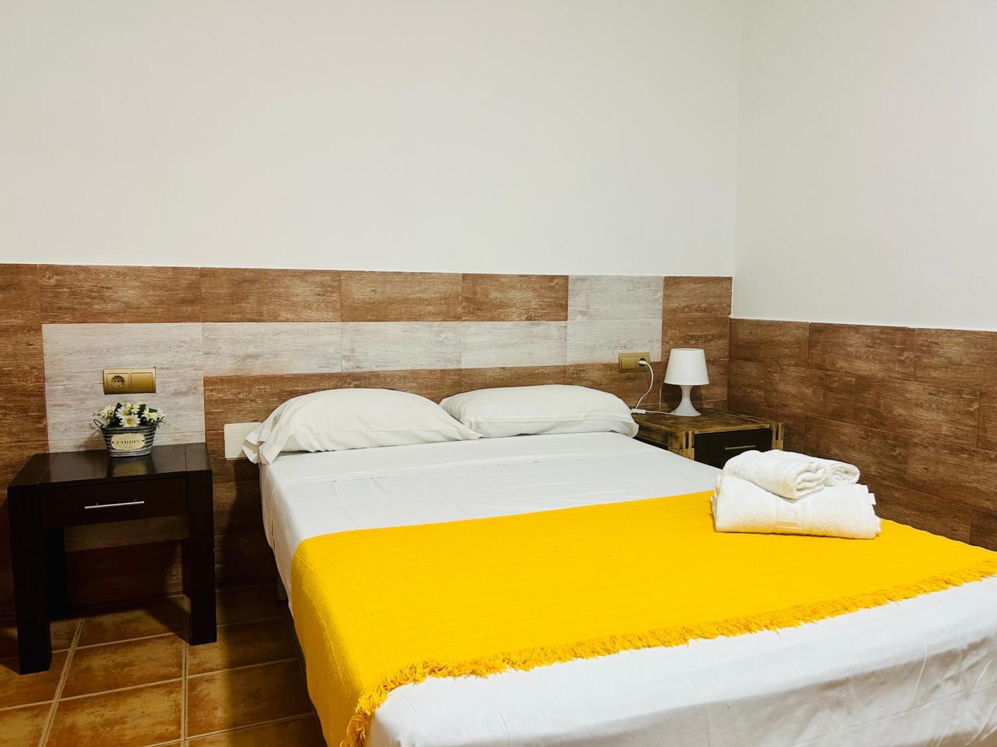 Altamalaga Apts Apartment ภายนอก รูปภาพ